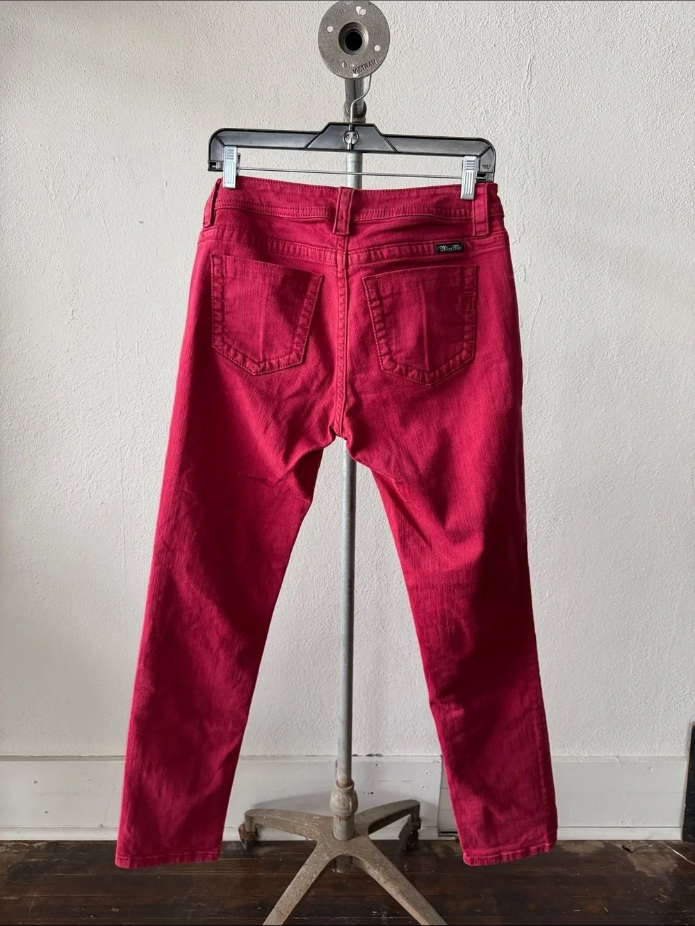 Miss Me Mid-Rise Skinny Jeans Size 29